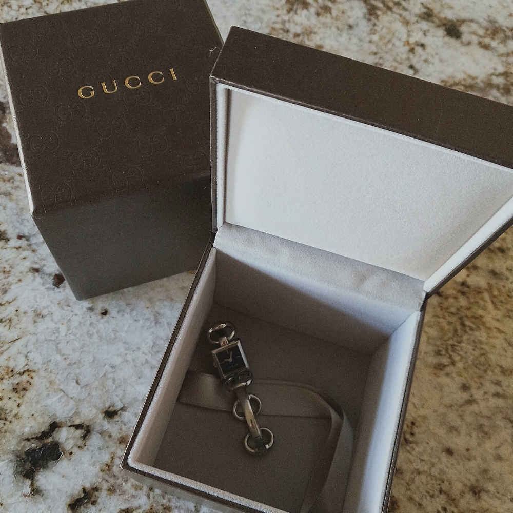 EUC GUCCI Horsebit Silver Bangle 120 Bangle Watch 18mm Women's Black X Silver